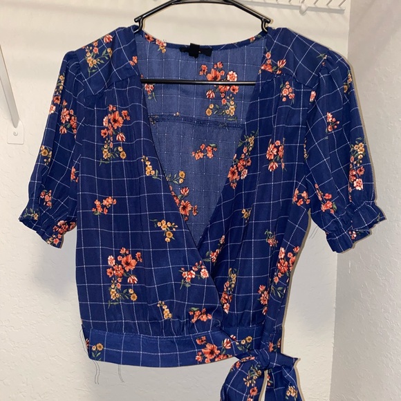 Cobalt blue blouse with pink flowers and white square outlines [Size Large] - Picture 1 of 6